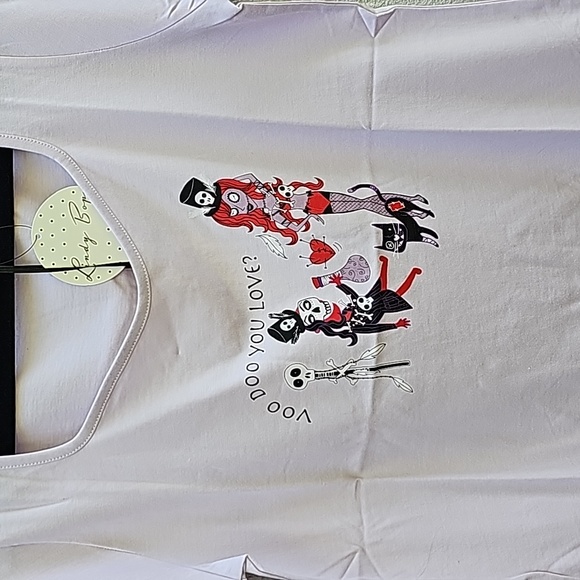 NWT NEW Lindy Bop Purple Lavender Witch Doctor Shirt Tee Size Medium - Picture 3 of 10